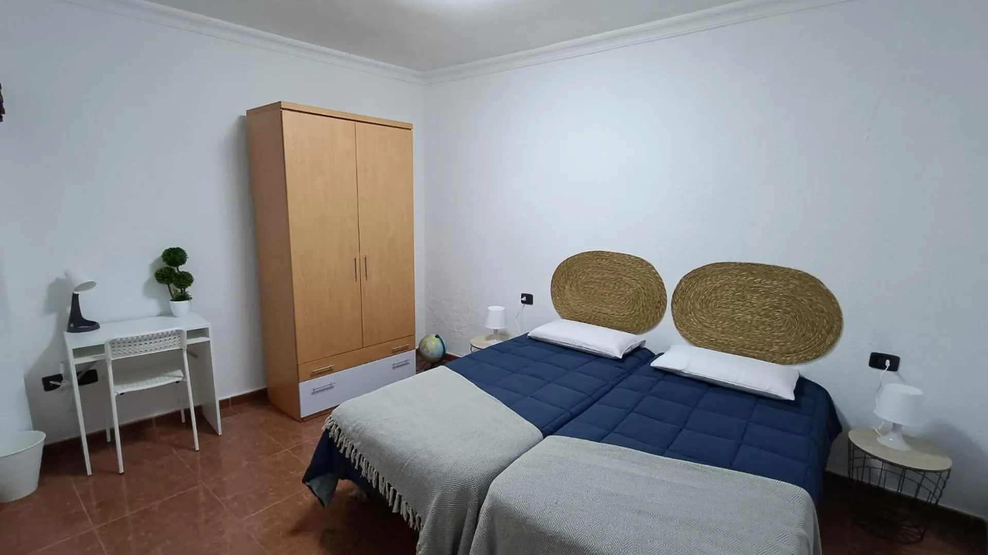 Guest house Rincon De Joel Habitacion Con Bano Privado La Orotava Spain